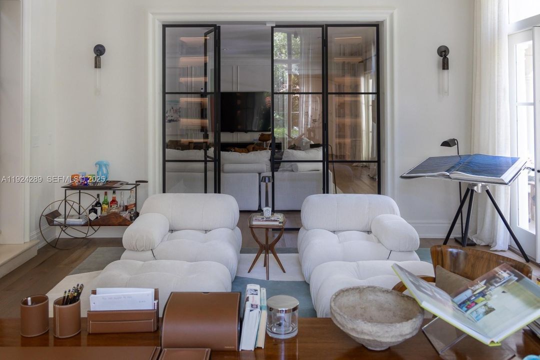 For Sale: $7,500,000 (5 beds, 4 baths, 4494 Square Feet)