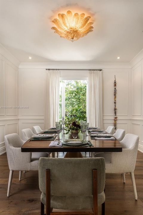 For Sale: $7,500,000 (5 beds, 4 baths, 4494 Square Feet)