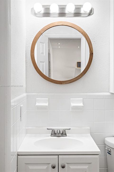 For Rent: $2,725 (2 beds, 1 baths, 500 Square Feet)