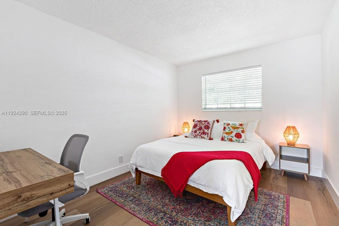 For Rent: $2,725 (2 beds, 1 baths, 500 Square Feet)