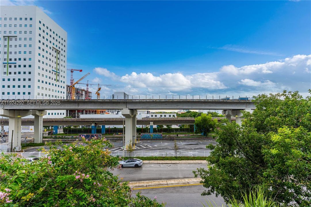 Short distance from Metro-rail w/connection to the Airport & New Miami Grand Central Station.