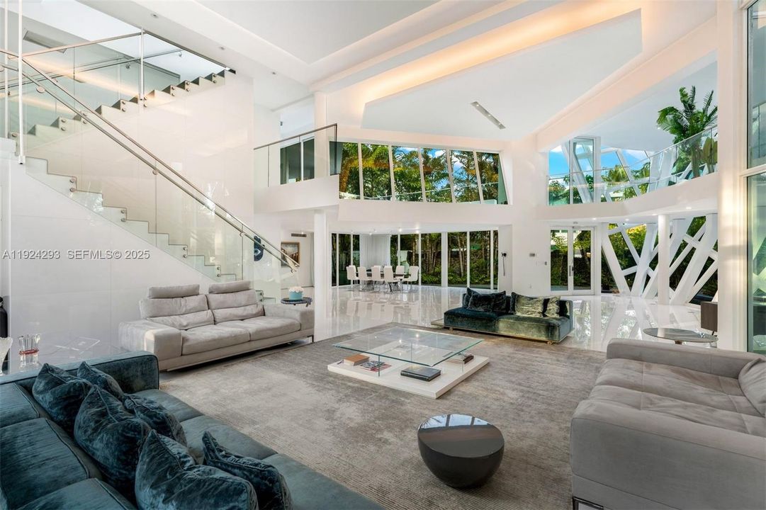 En Venta: $7,995,000 (6 camas, 7 baños, 7249 Pies cuadrados)