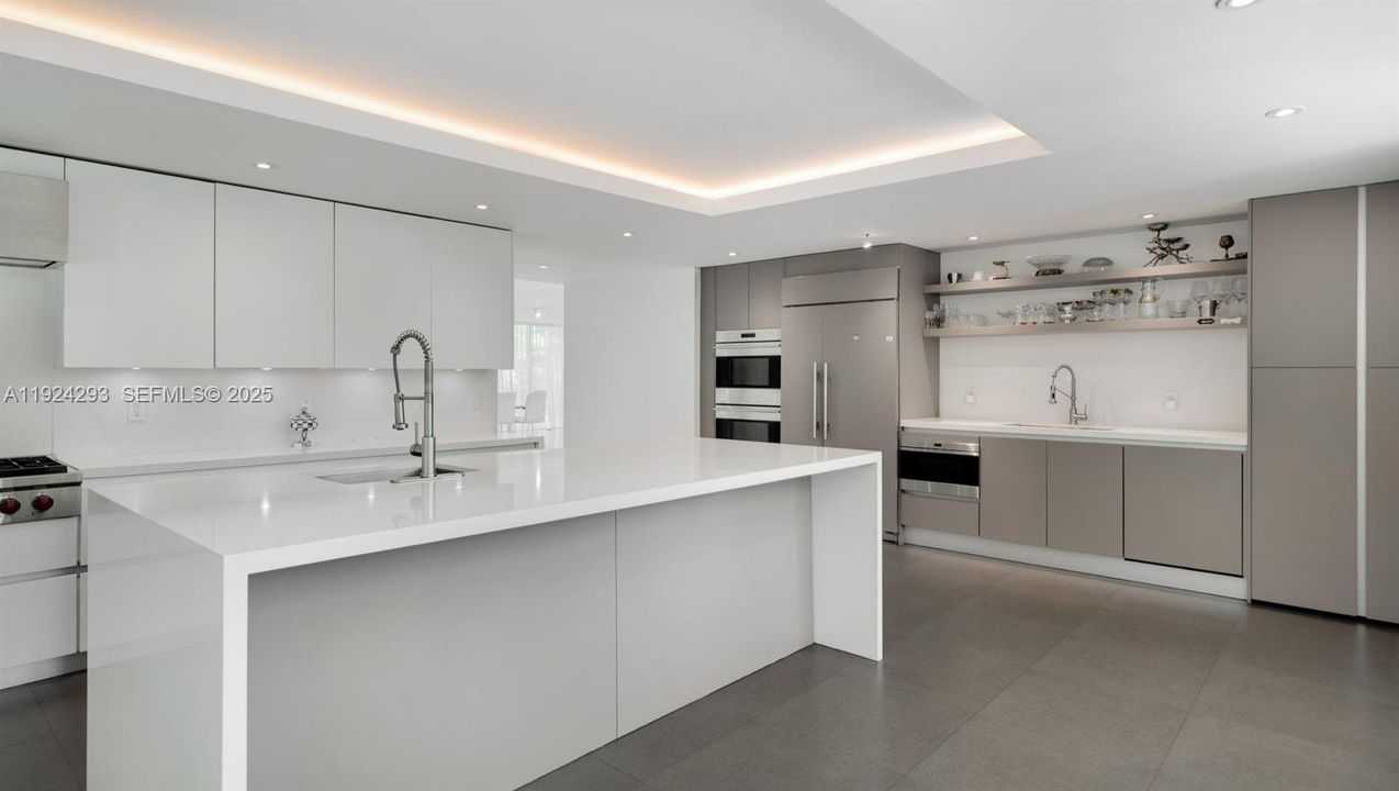 En Venta: $7,995,000 (6 camas, 7 baños, 7249 Pies cuadrados)