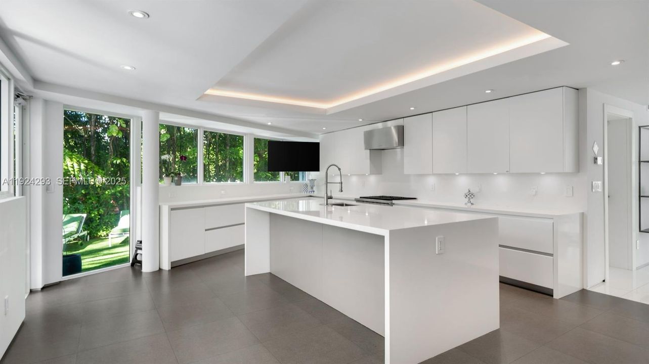 En Venta: $7,995,000 (6 camas, 7 baños, 7249 Pies cuadrados)