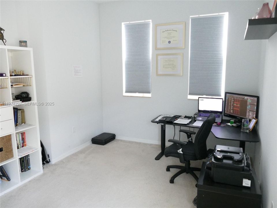 For Rent: $4,500 (5 beds, 4 baths, 3030 Square Feet)