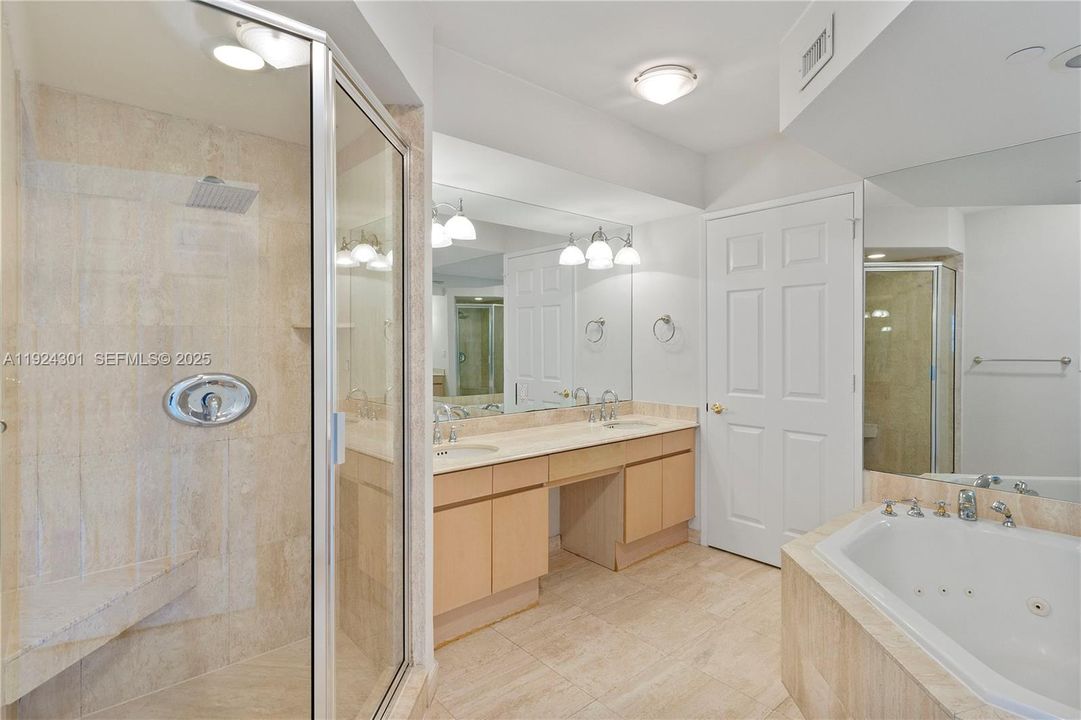 For Rent: $9,950 (3 beds, 3 baths, 2210 Square Feet)