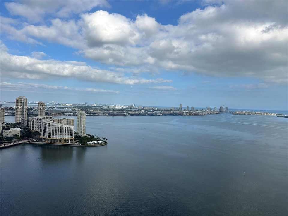 待售: $1,850,000 (2 贝兹, 3 浴室, 1730 平方英尺)