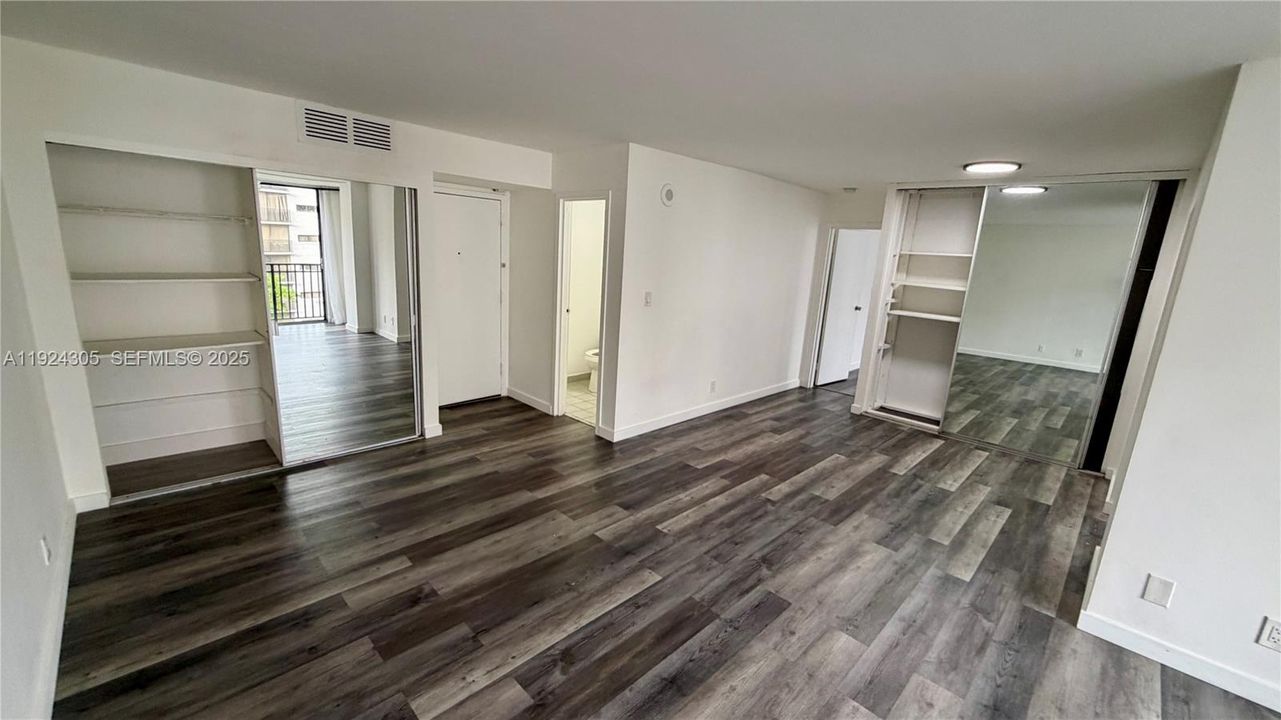 For Rent: $2,100 (1 beds, 1 baths, 767 Square Feet)
