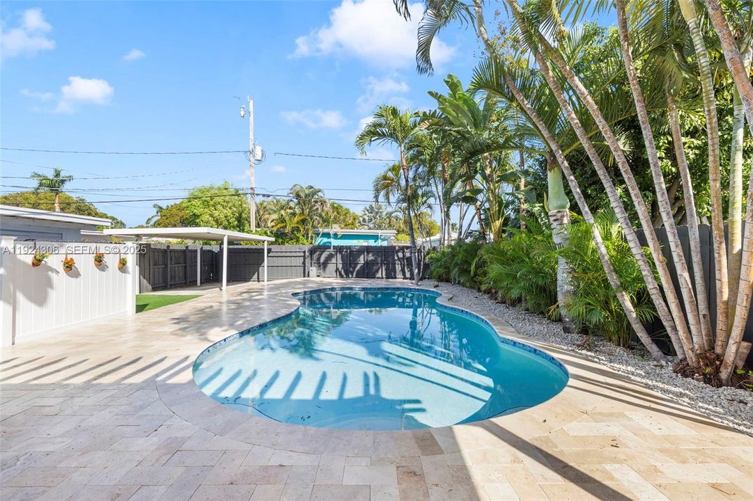 For Rent: $4,000 (2 beds, 2 baths, 1262 Square Feet)