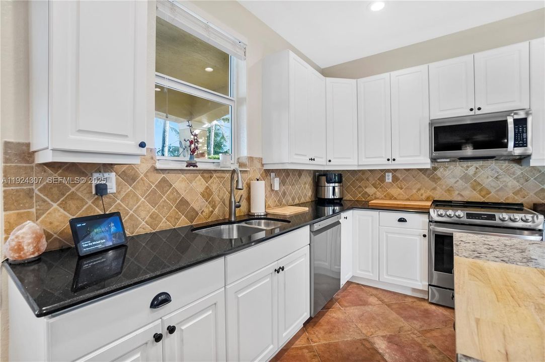 待售: $849,000 (4 贝兹, 3 浴室, 2934 平方英尺)