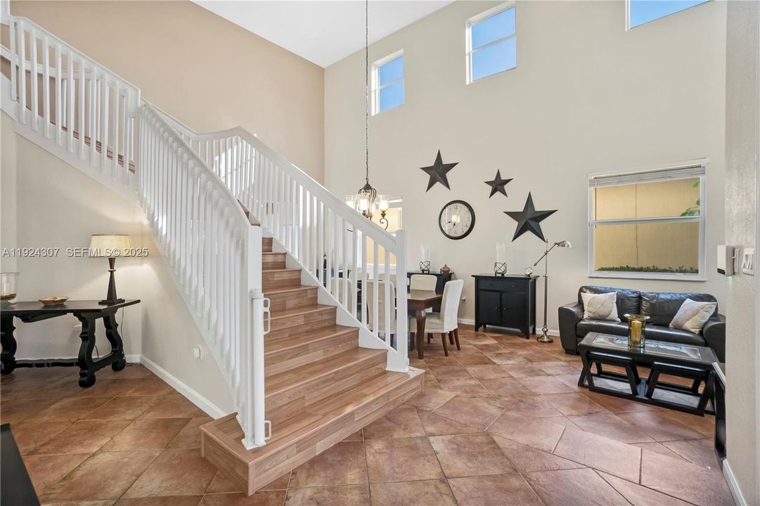 待售: $849,000 (4 贝兹, 3 浴室, 2934 平方英尺)