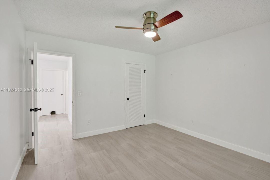 En Venta: $389,000 (2 camas, 2 baños, 1581 Pies cuadrados)