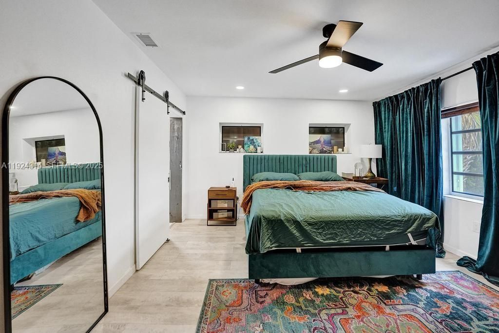 For Rent: $5,500 (3 beds, 2 baths, 2187 Square Feet)