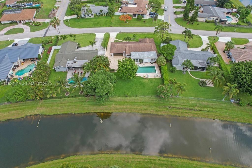 For Rent: $5,500 (3 beds, 2 baths, 2187 Square Feet)