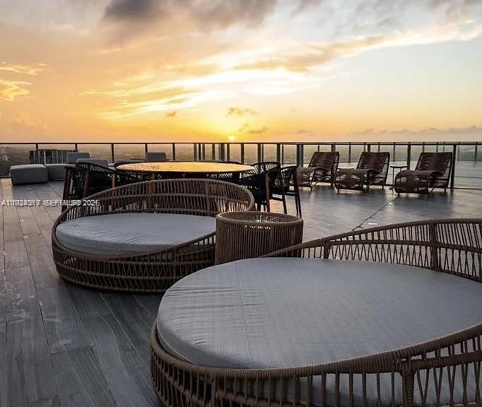 For Rent: $23,000 (5 beds, 5 baths, 3852 Square Feet)