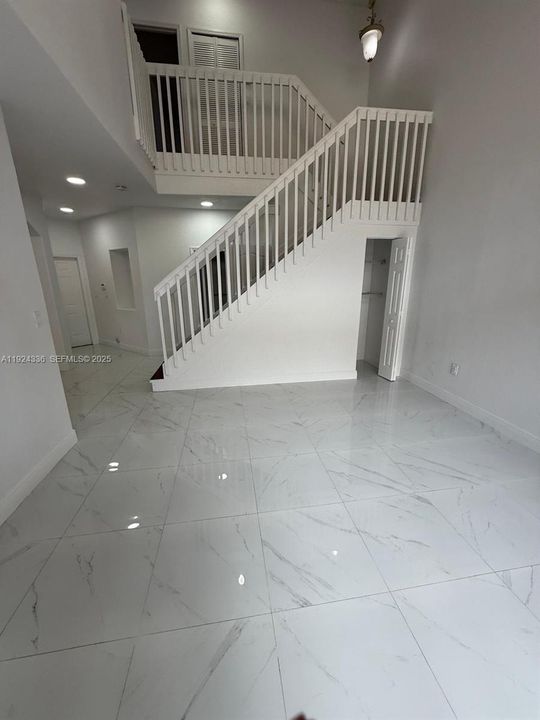 En Renta: $3,800 (3 camas, 2 baños, 2226 Pies cuadrados)