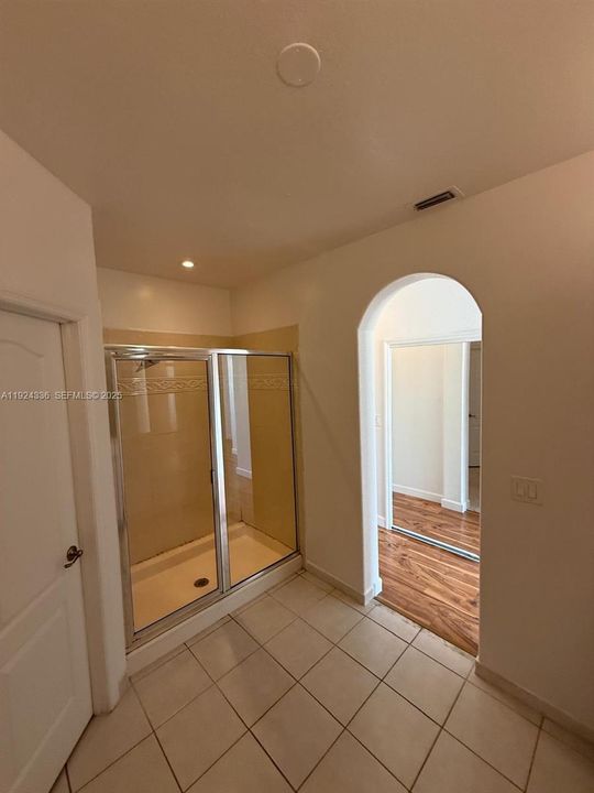 En Renta: $3,800 (3 camas, 2 baños, 2226 Pies cuadrados)