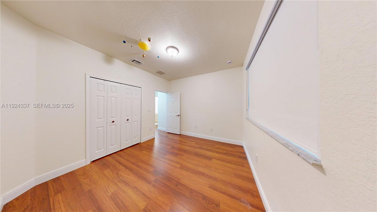 En Renta: $5,500 (4 camas, 3 baños, 3012 Pies cuadrados)