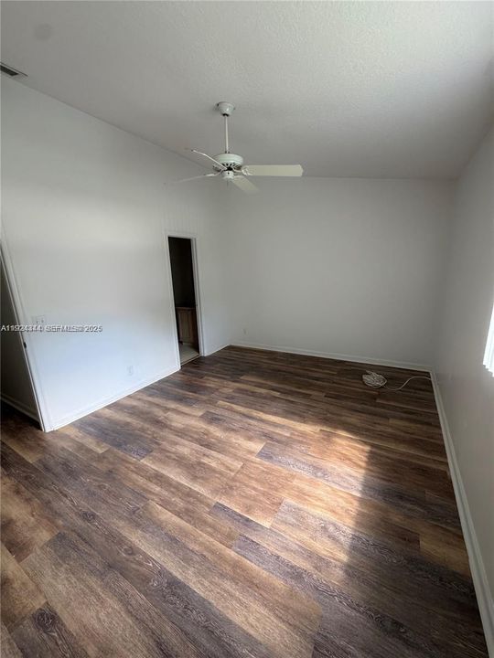 For Rent: $2,275 (2 beds, 2 baths, 1022 Square Feet)