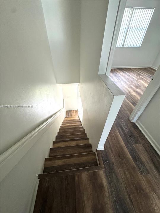 For Rent: $2,275 (2 beds, 2 baths, 1022 Square Feet)