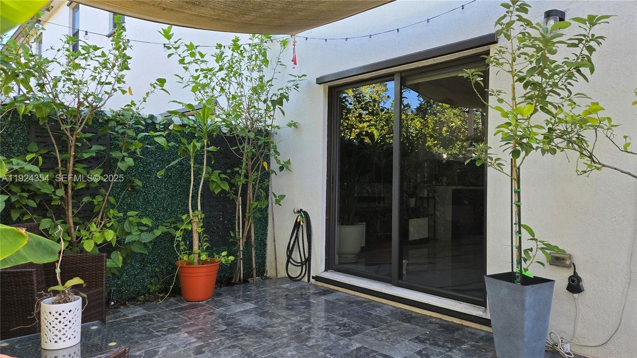 На продажу: $649,999 (4 спален, 3 ванн, 2086 Квадратных фут)