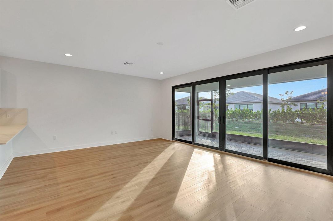20-web-or-mls-5P1A0712