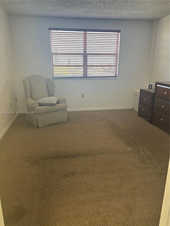 待售: $289,000 (3 贝兹, 2 浴室, 1206 平方英尺)