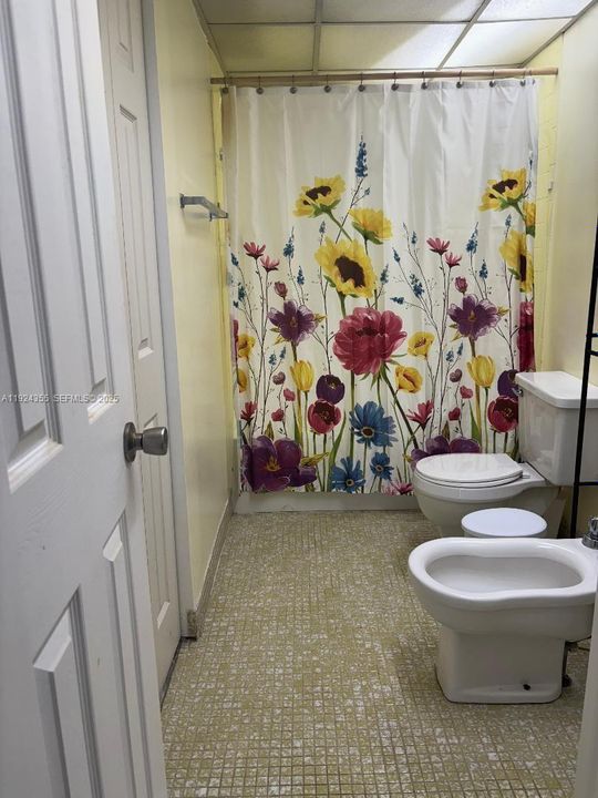 待售: $289,000 (3 贝兹, 2 浴室, 1206 平方英尺)