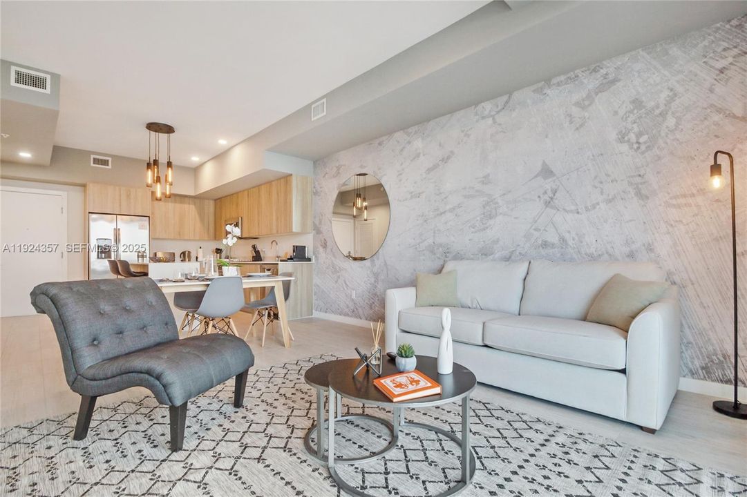 For Sale: $599,990 (1 beds, 1 baths, 808 Square Feet)