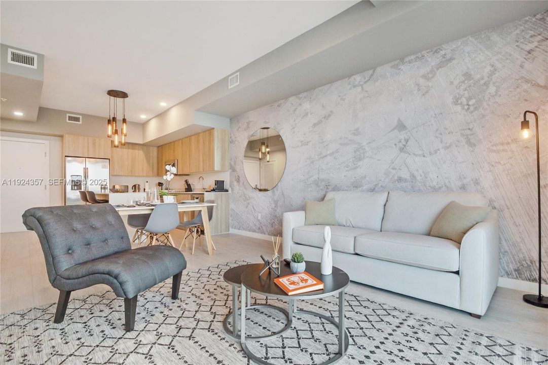 For Sale: $599,990 (1 beds, 1 baths, 808 Square Feet)