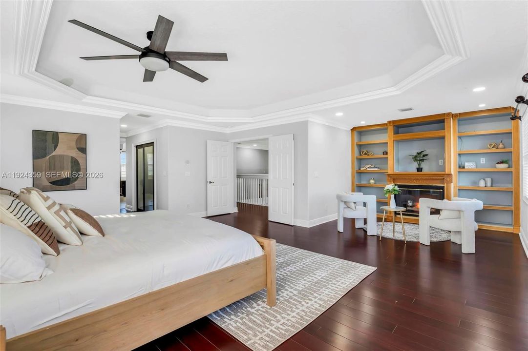 На продажу: $1,249,900 (5 спален, 4 ванн, 3901 Квадратных фут)