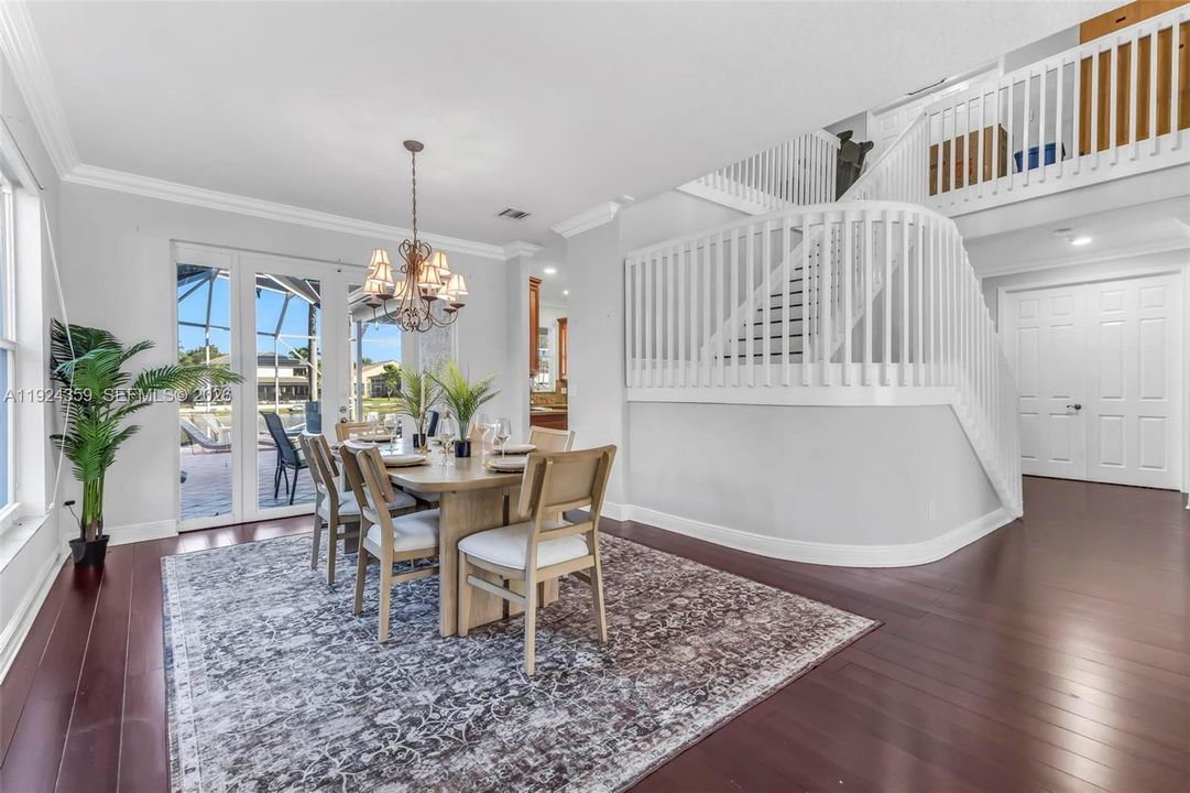 На продажу: $1,249,900 (5 спален, 4 ванн, 3901 Квадратных фут)