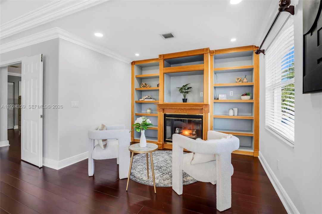 На продажу: $1,249,900 (5 спален, 4 ванн, 3901 Квадратных фут)