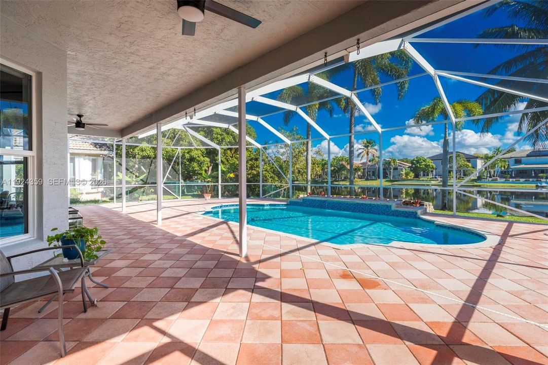 На продажу: $1,249,900 (5 спален, 4 ванн, 3901 Квадратных фут)