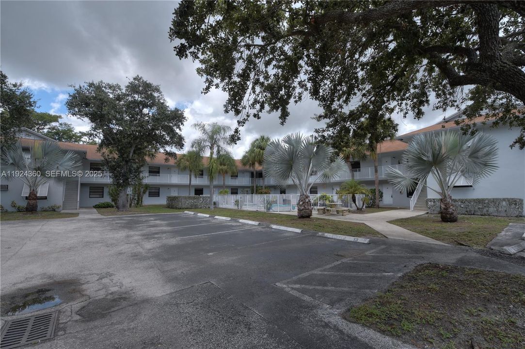 В аренду: $1,600 (1 спален, 1 ванн, 547 Квадратных фут)