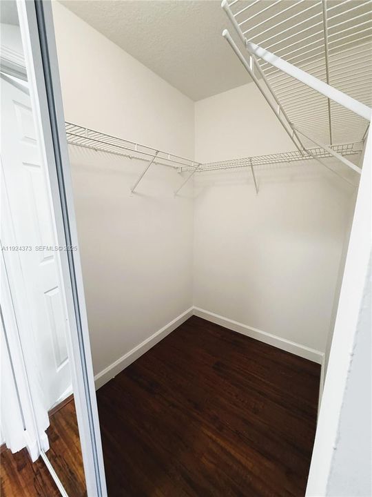 На продажу: $804,900 (3 спален, 2 ванн, 2104 Квадратных фут)