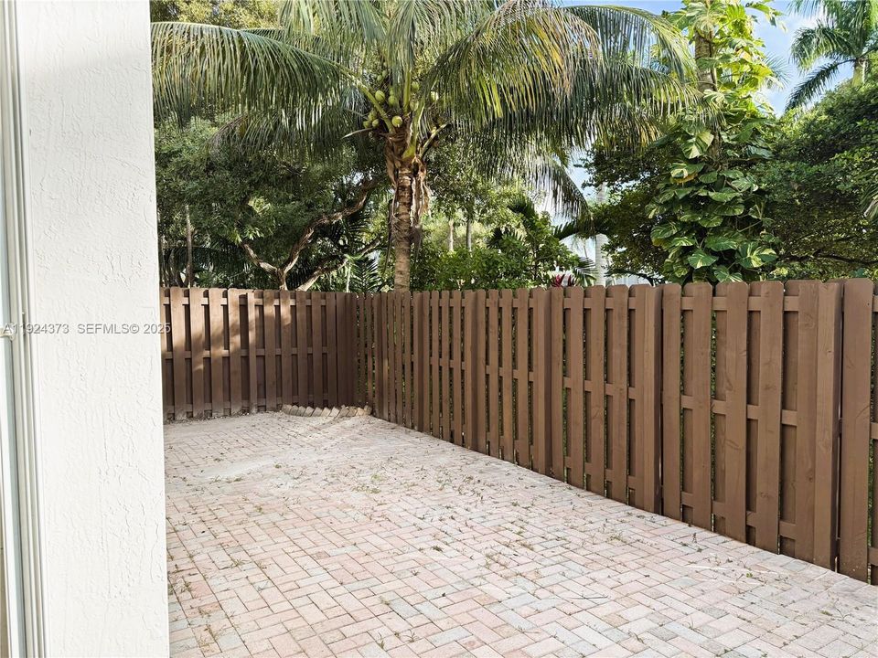 На продажу: $804,900 (3 спален, 2 ванн, 2104 Квадратных фут)