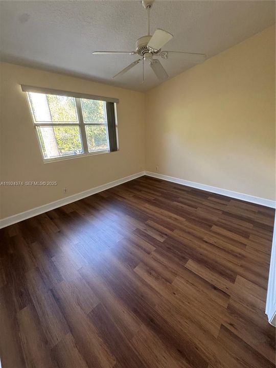 В аренду: $2,285 (2 спален, 2 ванн, 4085 Квадратных фут)