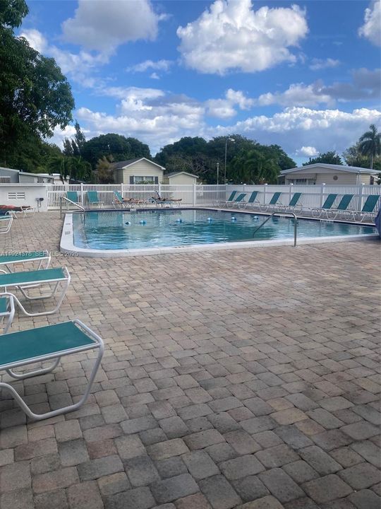 For Rent: $2,100 (3 beds, 1 baths, 0 Square Feet)