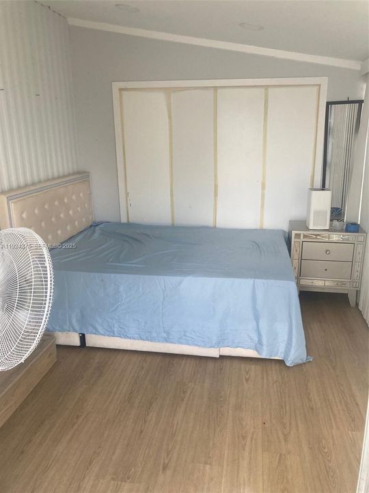 For Rent: $2,100 (3 beds, 1 baths, 0 Square Feet)