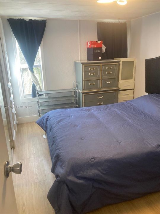 For Rent: $2,100 (3 beds, 1 baths, 0 Square Feet)