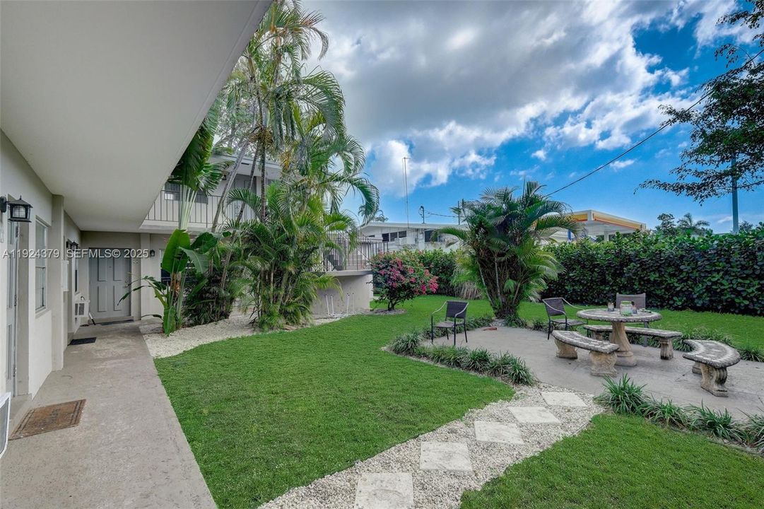 For Rent: $1,800 (1 beds, 1 baths, 0 Square Feet)