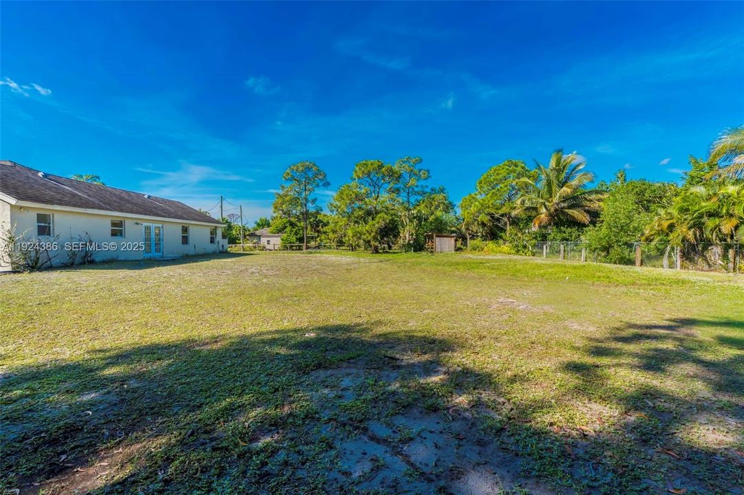 На продажу: $499,000 (3 спален, 2 ванн, 1320 Квадратных фут)