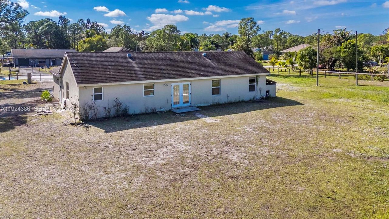 На продажу: $499,000 (3 спален, 2 ванн, 1320 Квадратных фут)