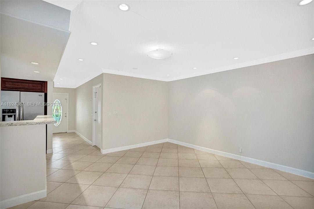 For Sale: $565,000 (4 beds, 2 baths, 1896 Square Feet)