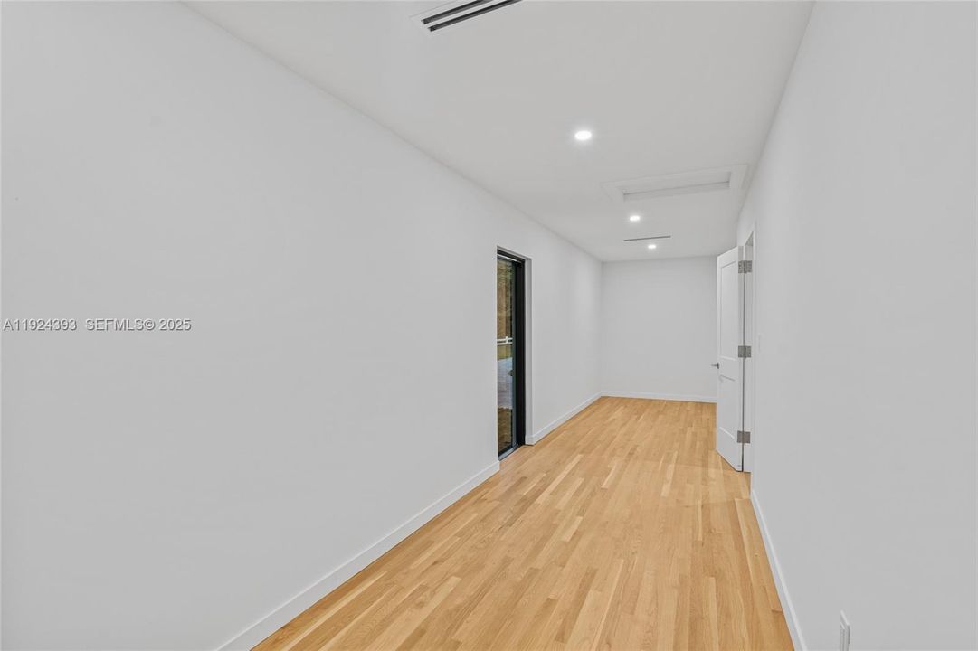 Master Bedroom Closet