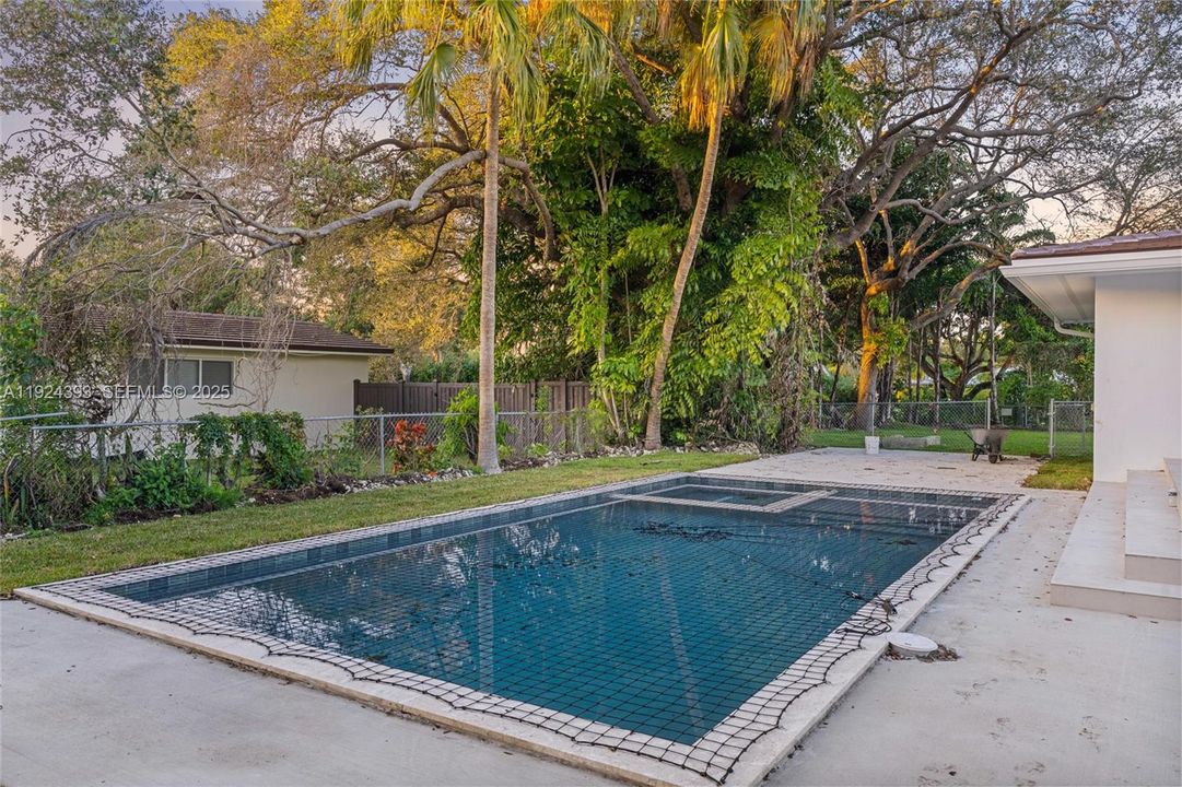 待售: $3,499,000 (5 贝兹, 4 浴室, 3481 平方英尺)