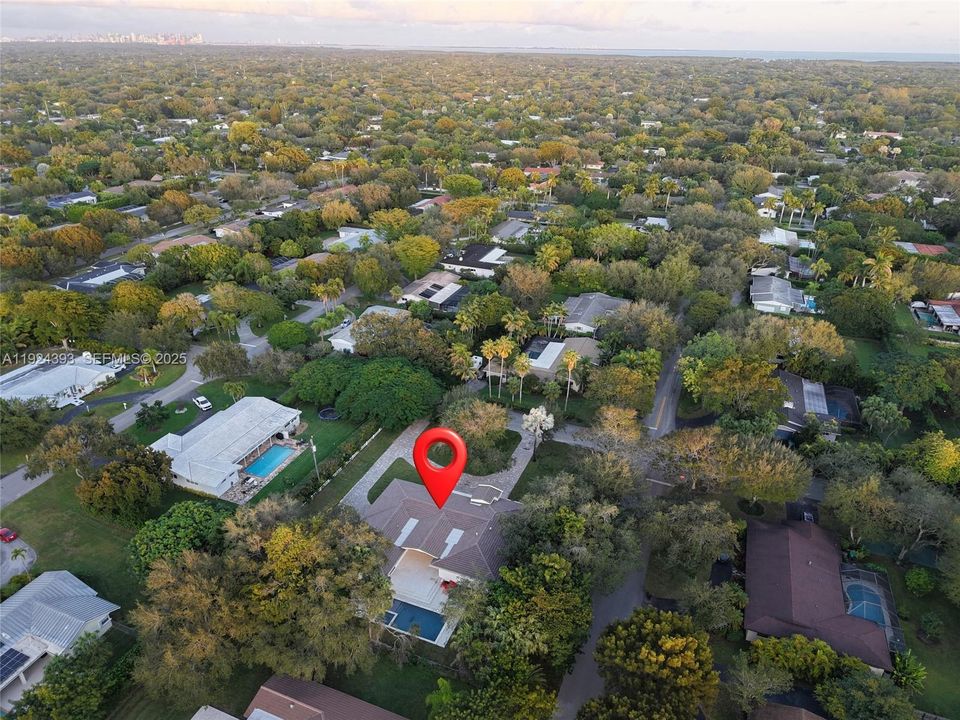 待售: $3,499,000 (5 贝兹, 4 浴室, 3481 平方英尺)