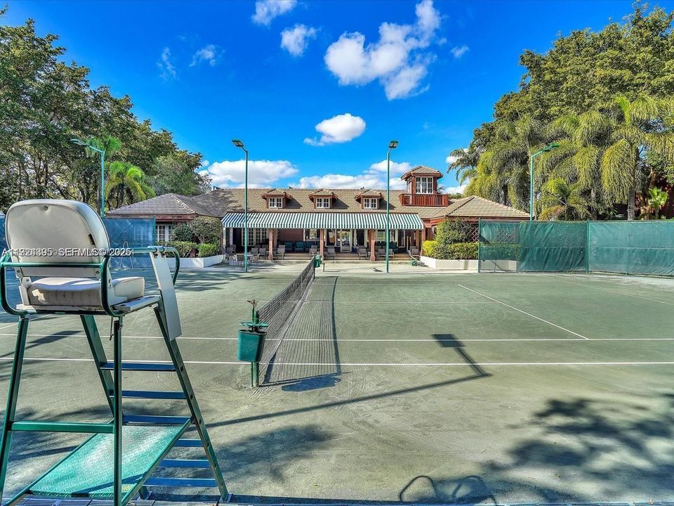 Tennis facility