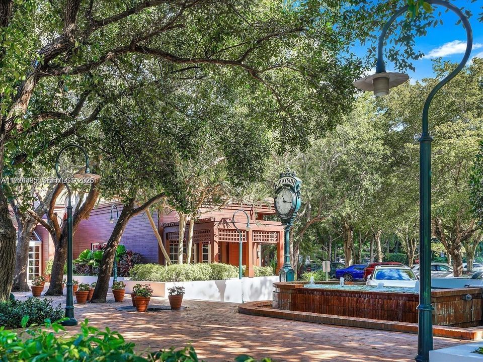 For Sale: $475,000 (2 beds, 2 baths, 1164 Square Feet)